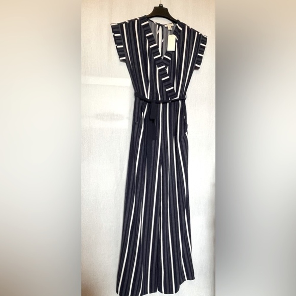 Monteau navy and cream jumpsuit